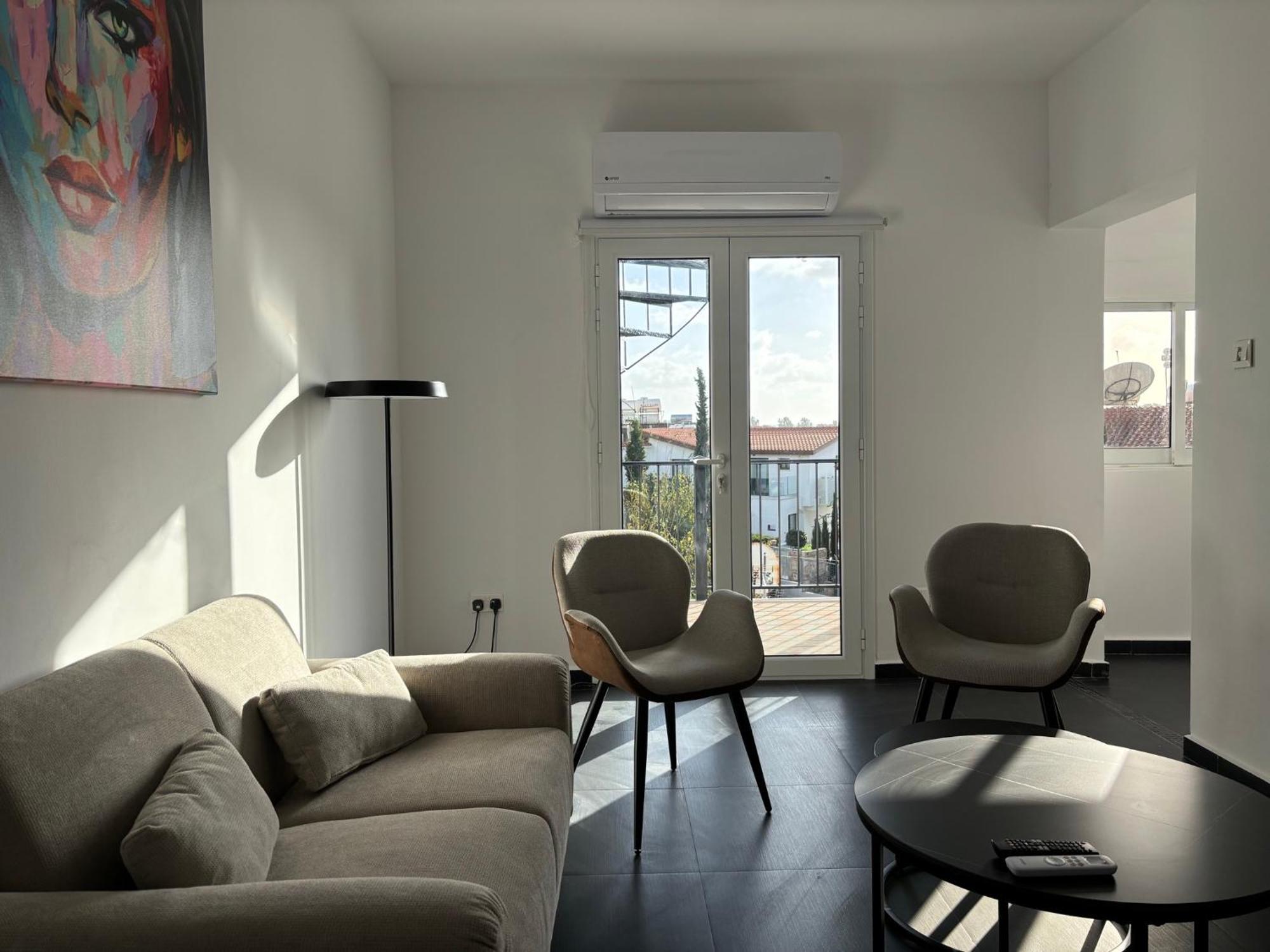 Venus Seaview 2b, Rooftop, Prime Location, * Πάφος